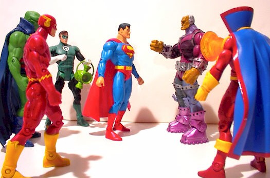 Mongul versus the Justice League