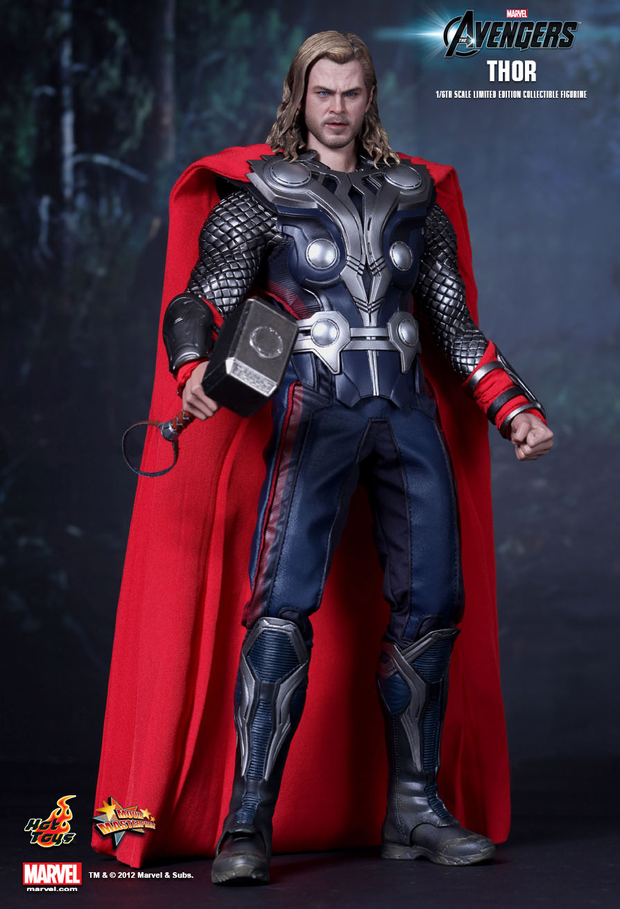 Thor- 1/6th Scale - Avengers - Hot Toys